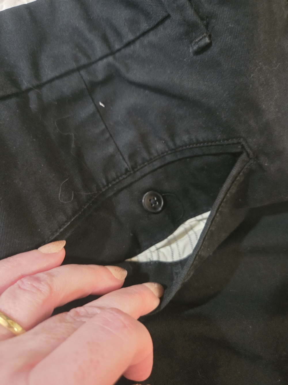 3 For $15 GAP Men’s Straight Leg Pants in Black 32x32 NWOT - Picture 7 of 7